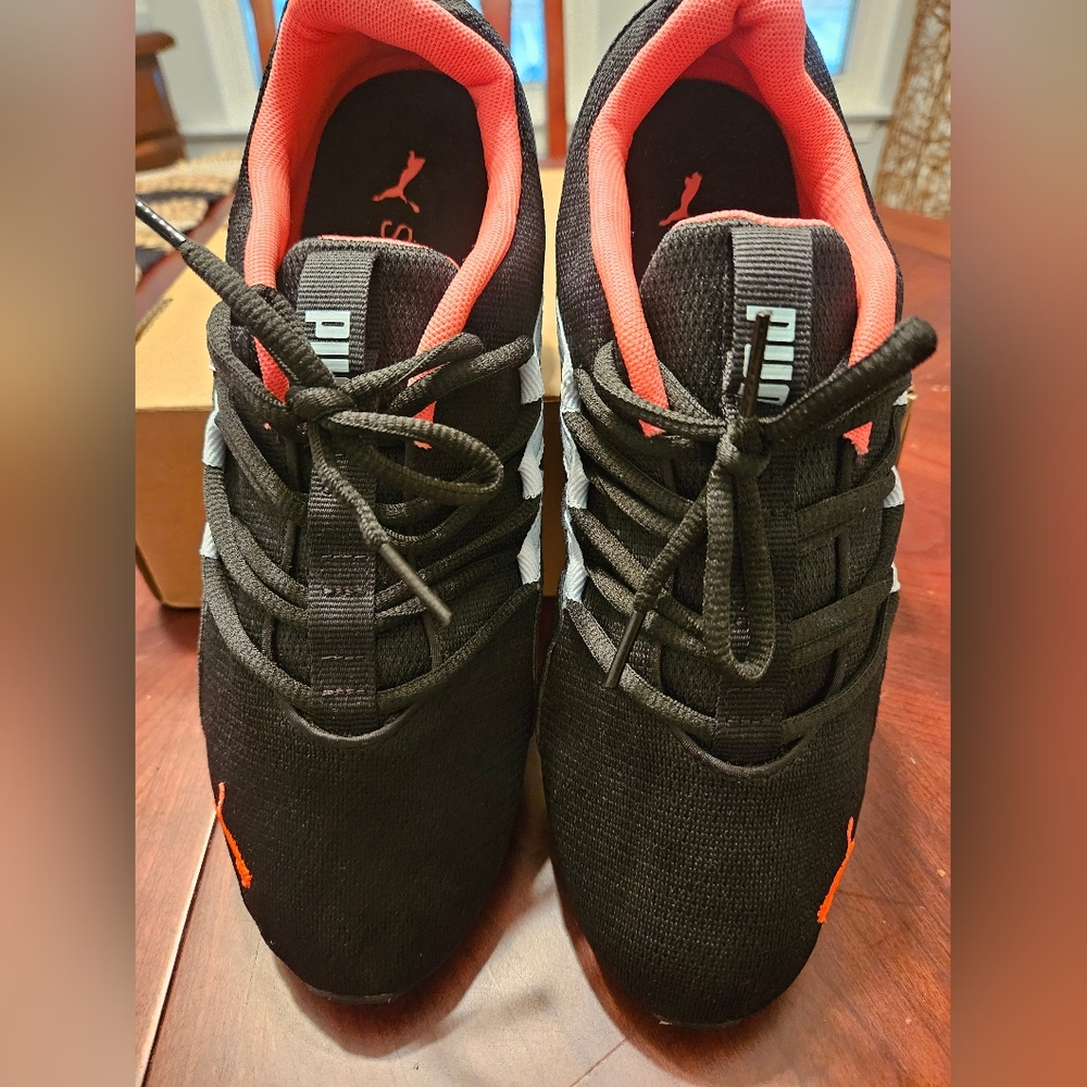 Women Puma Roaze Prowl